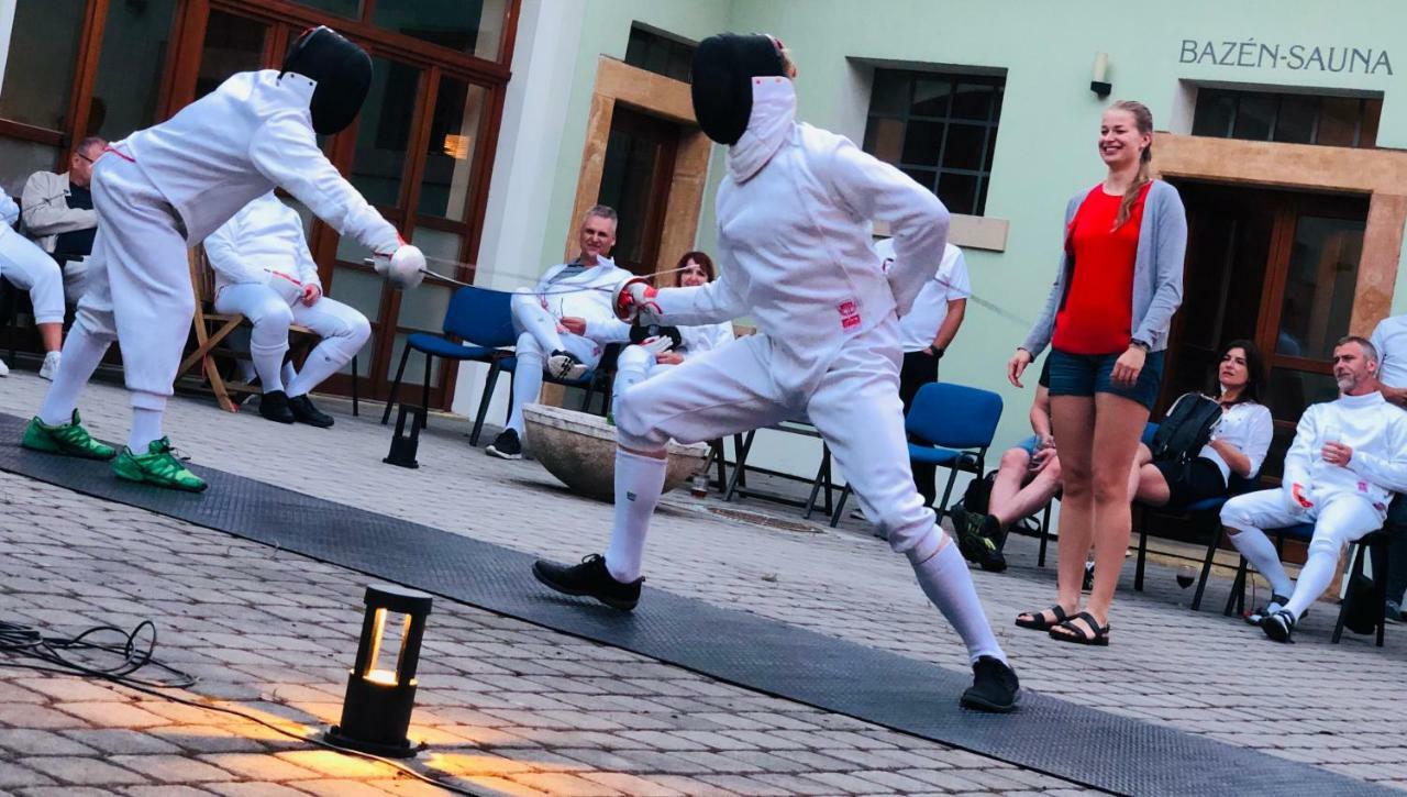 Wellness Hotel Zamecek Jetřichovice エクステリア 写真